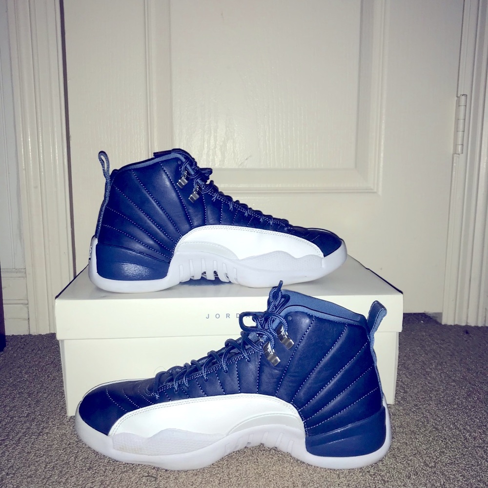 Jordan 12 retro indigo size 10.5
